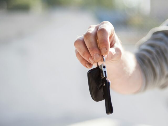 De kosten van een autosleutel bijmaken