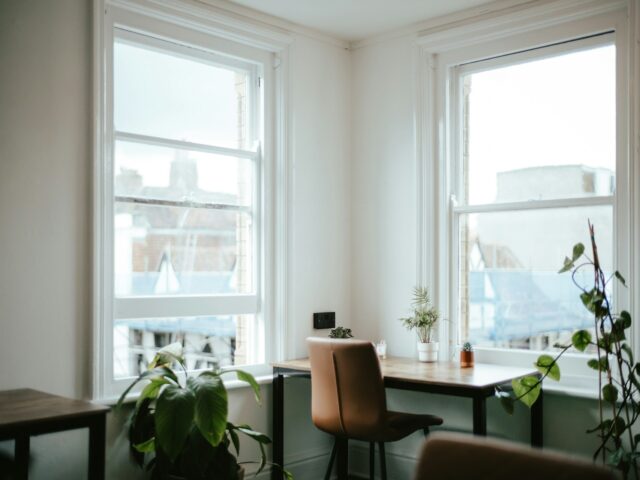 De beste materialen voor een duurzame bureaustoel